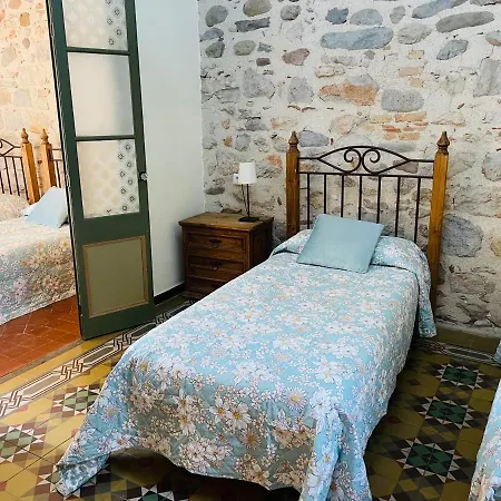 Casa Cundaro Отель Жирона