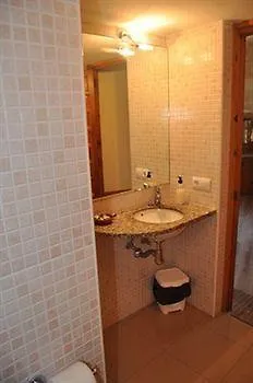 Casa Cundaro 3*